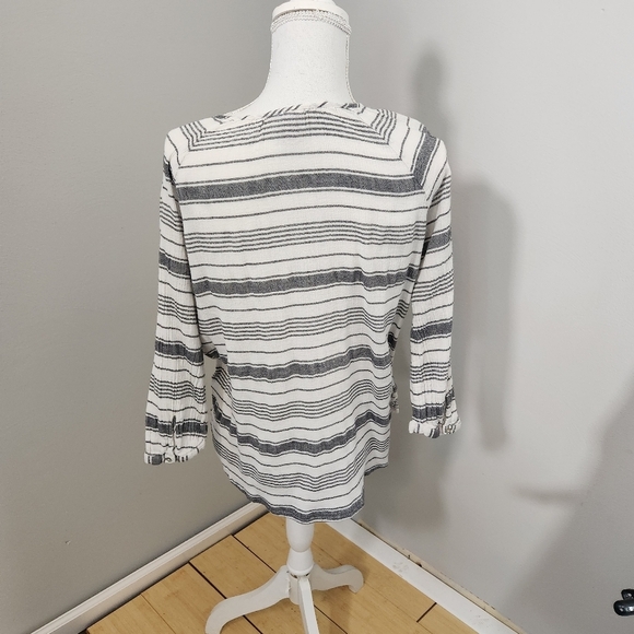 Merona White & Gray Tie Front 3/4 Sleeve Blouse Size Small - Picture 3 of 9